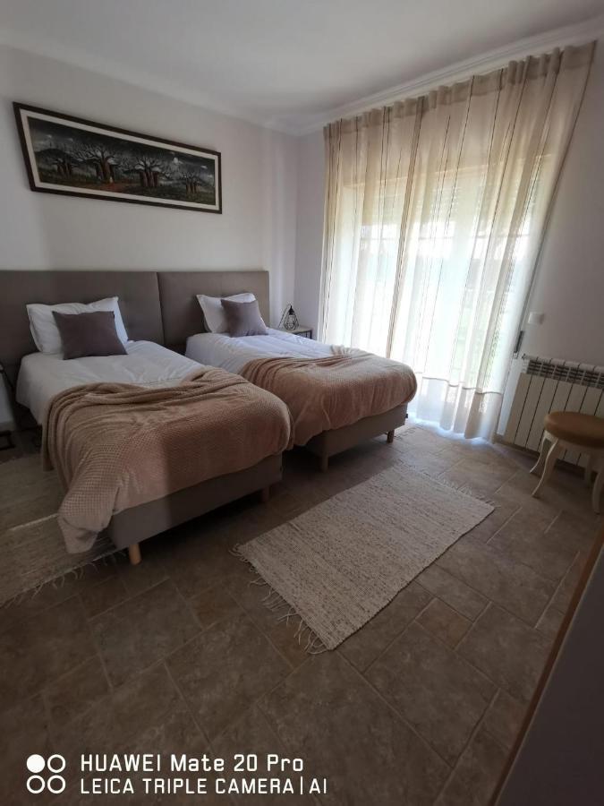 Villa Lala Amoreira  ภายนอก รูปภาพ